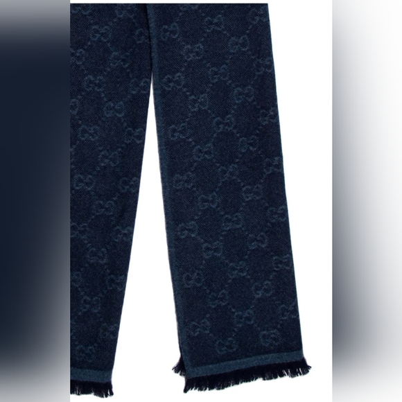 (NWT) Authentic Gucci wool/angora blend monogram scarf in rich blue. - Picture 10 of 10